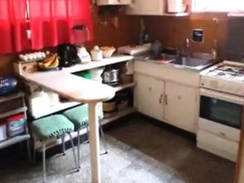 San Martin 4240 , Piso No definido