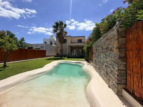 VENTA CASA BARRIO PRIVADO MAIPÚ