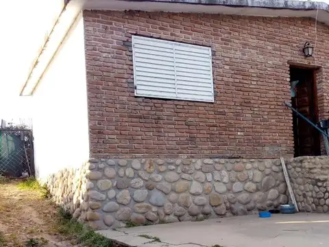 Av Los Porteños 300