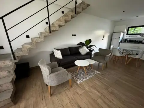 Departamento en Alquiler en Coghlan, USD 1.900