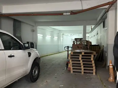 VENTA DE EDIFICIO  CORPORATIVO EN BLOCK DE 4,636 M2 EN PARQUE PATRICIOS