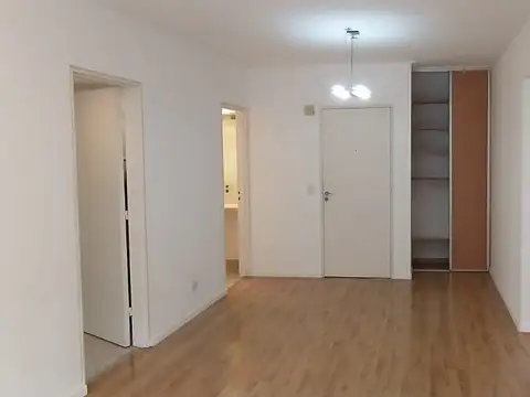 Rio De Janeiro 700, Piso 7