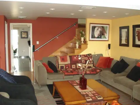 CASA. CERRITO 1900 LOMAS DEL MIRTADOR