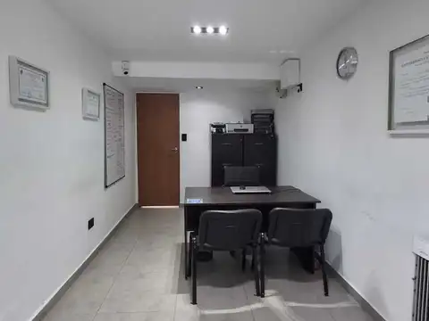 Oficina en Venta en Plaza Islas Malvinas, USD 115.000