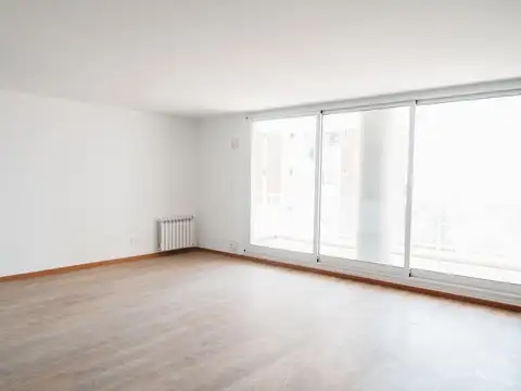 1° de Mayo y Rioja  Piso 06-03