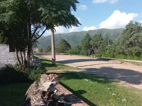 Hostería a la venta en Bialet Masse. (CO15)