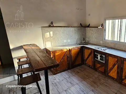 Depto Tipo Casa en Alquiler en Villa Ballester, $ 795.000