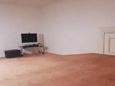 Oficina en Venta 75 años