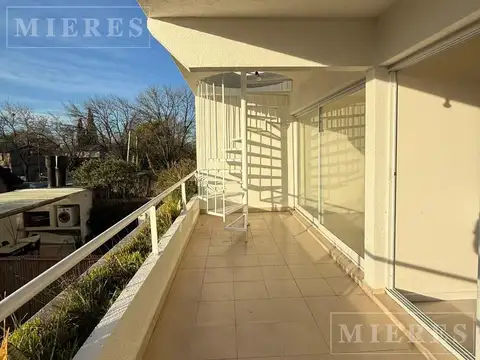 Departamento en venta de dos ambientes en Tortugas Green