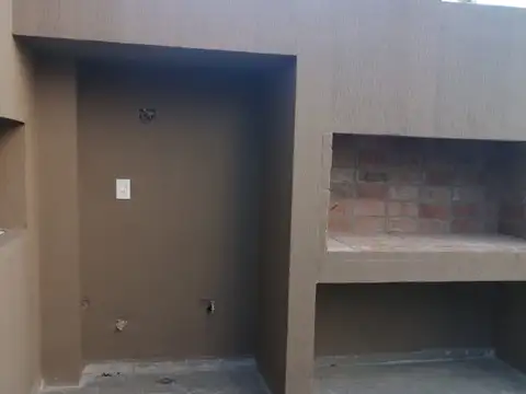 Depto Tipo Casa en Venta al Oeste