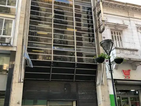 Oficina en Venta 25 años