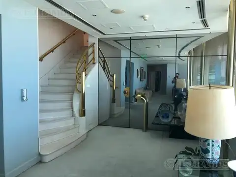 Oficina en Alquiler al Sur