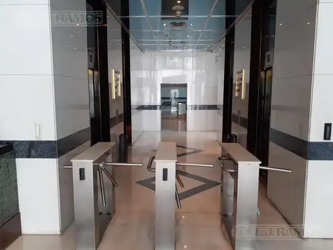 Oficina en Alquiler en Catalinas, USD 10.584