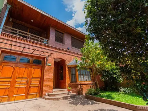 Casa en Venta en Villa Saenz Peña, USD 415.000