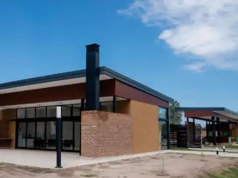 Lote 01 Mz.74 (ESQUINA) TEJAS 4 MALAGUEÑO  (ETAPA 2 ) 100