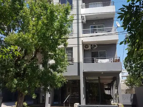 Venta Departamento Mono, Pilar Centro. RETASADO