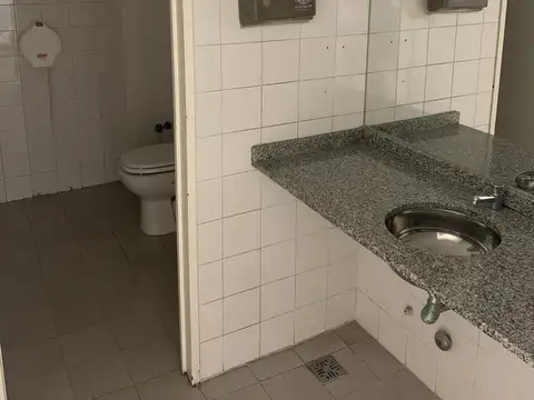 Local en Alquiler en Centro, $ 3.500.000