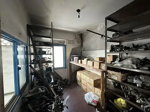 Galpon en Venta 10  mts Frente