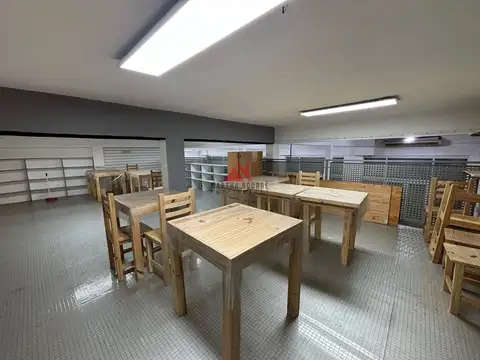 Colectora Ruta Nacional 8 100