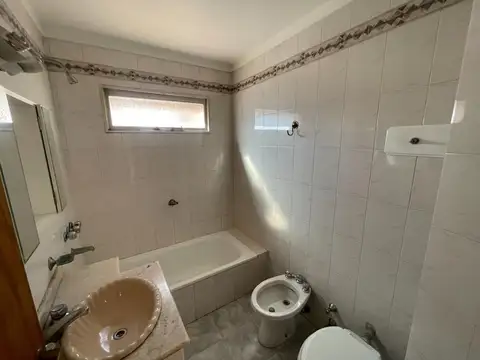 Moreno 3500, Piso 2º