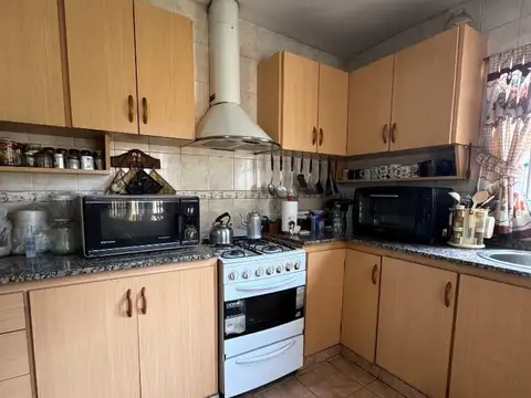 Hermoso Chalet 4 Amb en Venta