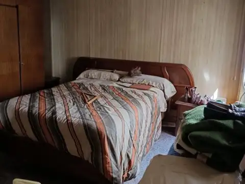 PH Al Fondo en 2 plantas  con Entrada Independiente a Refaccionar