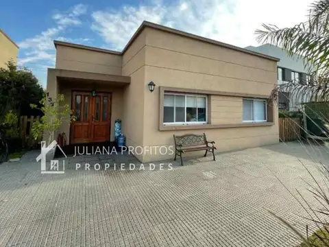 Casa en Barrio Cerrado Los Troncos Berazategui