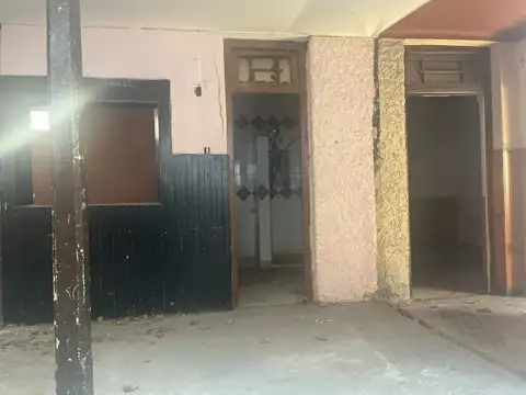 VENTA CASA A DEMOLER CON TERRENO 400 MTS2