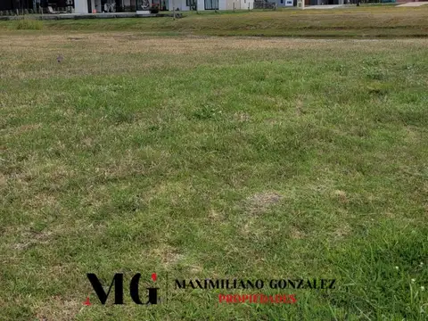 Terreno en Venta 24  mts Frente