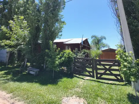 Casa 5 ambientes con 1 baño