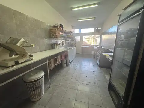 Marcelo T. de Alvear 100