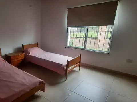 Las Tardes East 1400