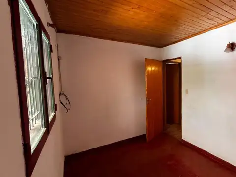CASA EN VENTA EN GENERAL ROCA BARRIO 160 VIVIENDAS