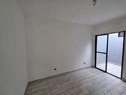 Depto Tipo Casa en Venta de Monoambiente
