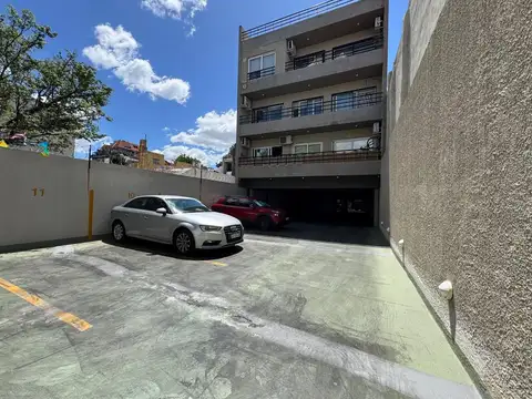 Venta Cochera Fija Villa Pueyrredón