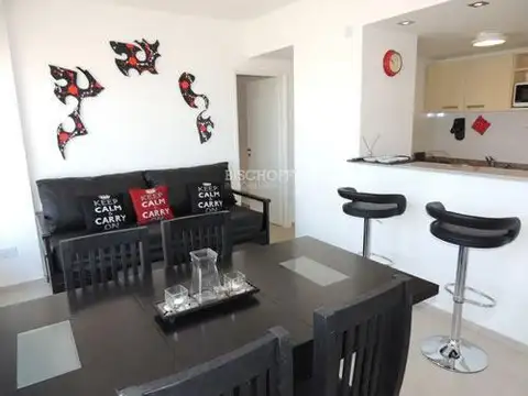 COSTANERA ENTRE PASEOS 107 Y 108