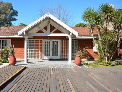 Amplia y Excelente Quinta en  esteban echeverria venta