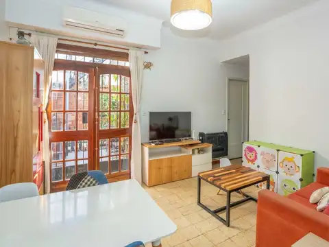 Depto Tipo Casa 2 ambientes con 1 baño