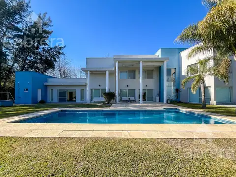 Venta casa de 4 dormitorios en Haras del Sur I, La Plata