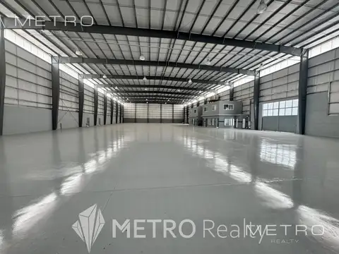 ALQUILER Nave Industrial en PIUIQ  Bernal Oeste