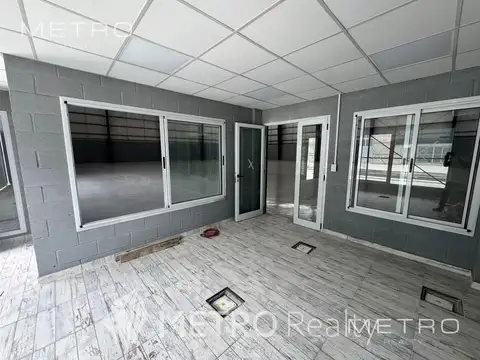 ALQUILER Nave Industrial en PIUIQ  Bernal Oeste