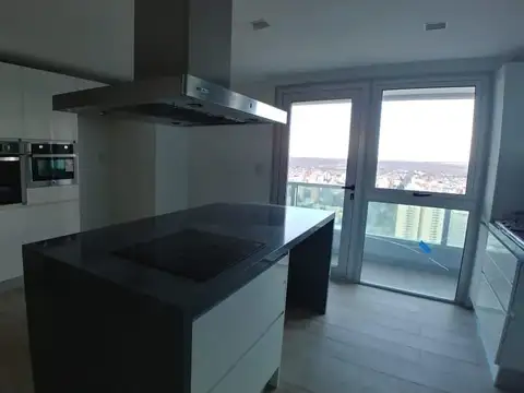 Departamento en Alquiler con 3 cocheras