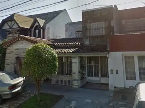 Casa  en Venta ubicado en Castelar, Morón, G.B.A. Zona Oeste - AMA0099_LP545168_7
