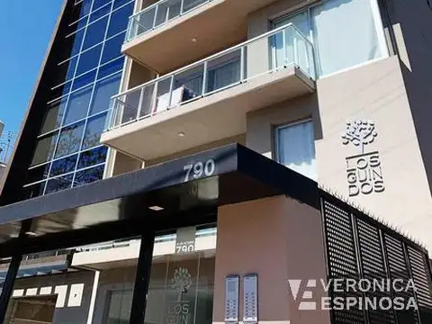 Departamento de un ambiene con cochera, en Venta. Ituzaingo. ENTREGA INMEDIATA.