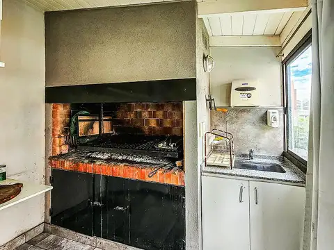 Departamento 4 ambientes con 3 baños