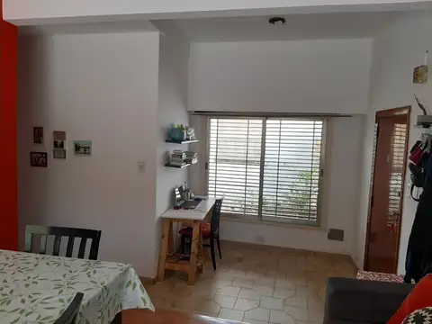 Depto Tipo Casa en Venta en Flores Sur, USD 74.900