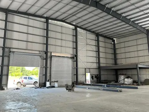 Galpon en Alquiler 40  mts Frente