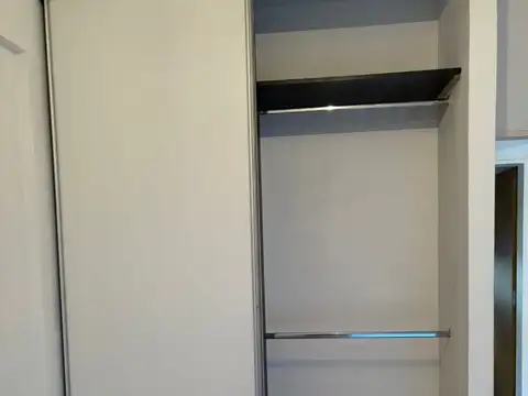 Alquiler Dto. 2 ambientes con cochera cub. - Muñoz al 1020 San Miguel - Excelente estado y ubicación