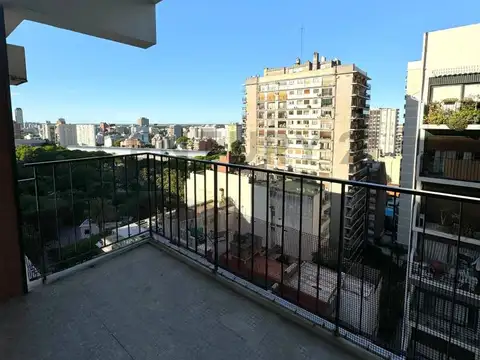 11 de septiembre 1700, Piso 14