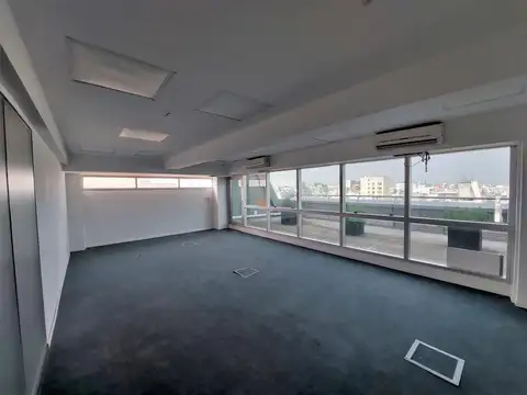 Oficina en Alquiler en Barrio Norte, USD 90.000